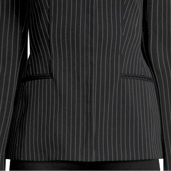 THEORY OFF THE SHOULDER PERFORM TECH PINSTRIPE BLAZER IN BLACK SIZE 2 - Picture 8 of 15